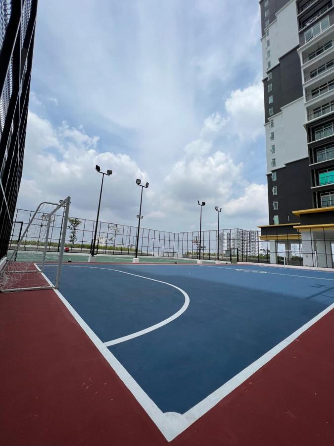 Appartement New!! Loving Night Novo 2Br 4-9Pax I Jonker I Netflix I Family à Malacca Extérieur photo