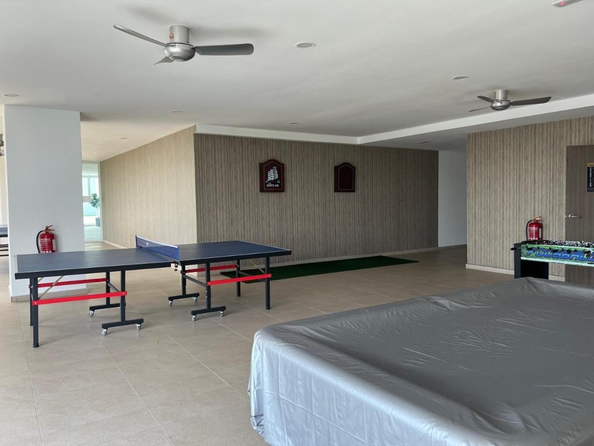 Appartement New!! Loving Night Novo 2Br 4-9Pax I Jonker I Netflix I Family à Malacca Extérieur photo