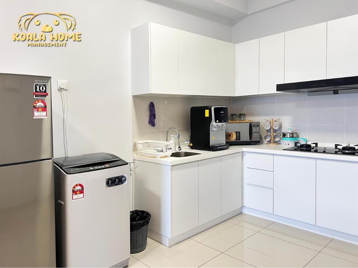 Appartement New!! Loving Night Novo 2Br 4-9Pax I Jonker I Netflix I Family à Malacca Extérieur photo